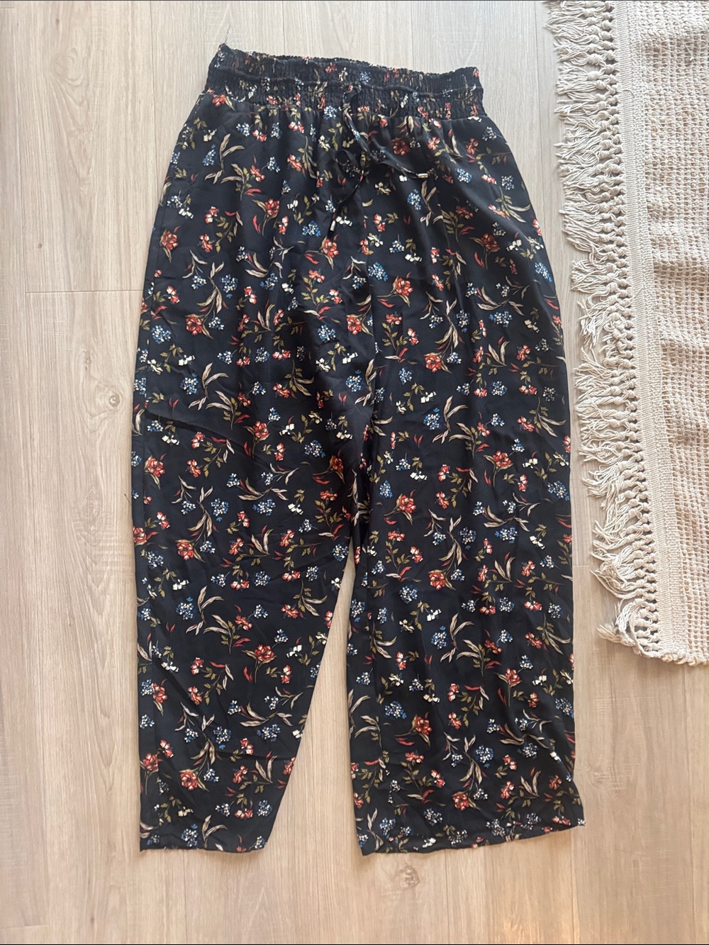 Xhilaration Black Wide-Leg Floral Pants